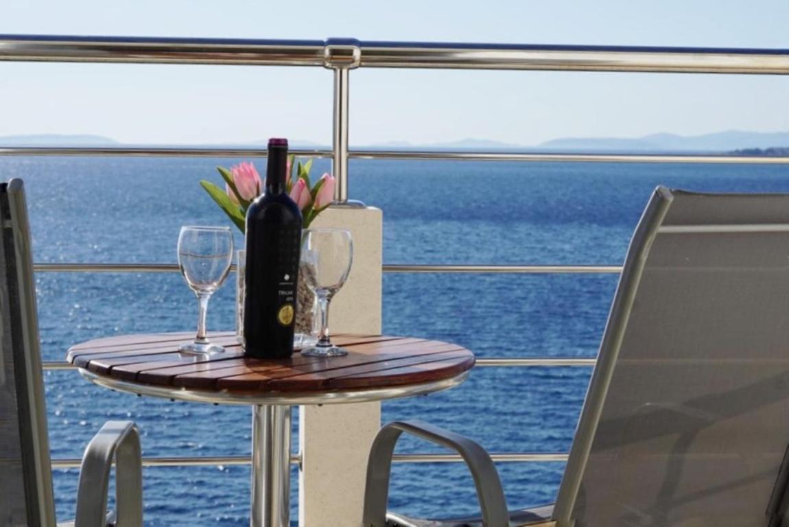 Villa Mateo&Andrea**** Omis Exterior photo
